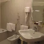 Umbra Hotel 3*