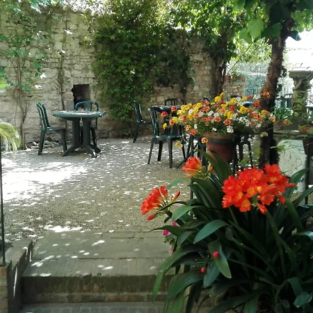 Otel Umbra