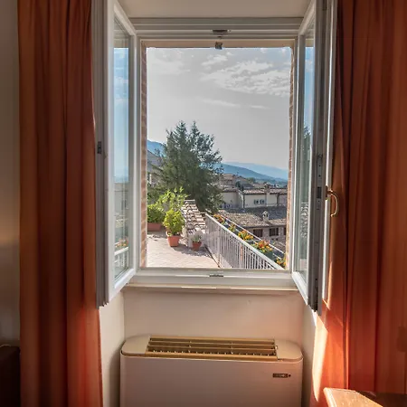 Umbra Otel